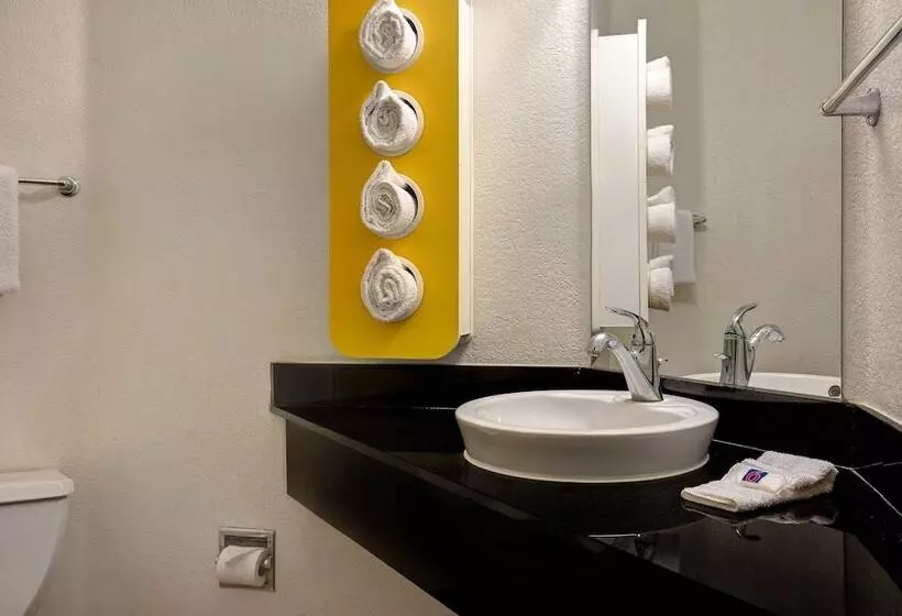 ２ダブルベッドのスタンダードルーム, Motel 6 gilroy, Ca