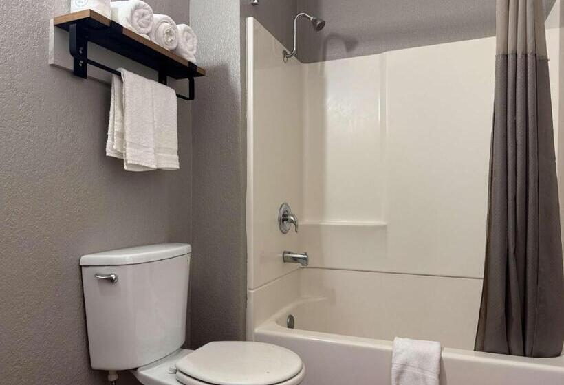 Четырехместный Номер Deluxe, Motel 6simi Valley, Ca