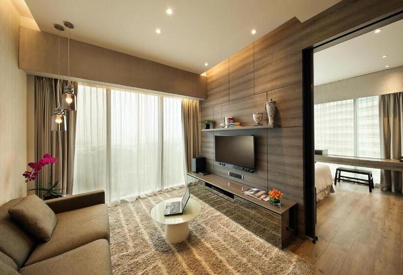1 Bedroom Premium Apartment City View, Pan Pacific Serviced Suites Beach Road, Singapore