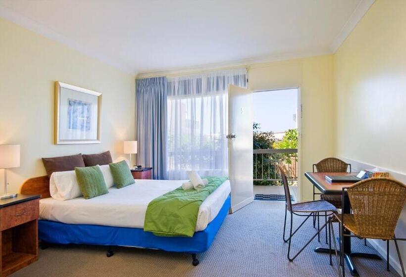 스탠다드 룸, The Sandridge Motel