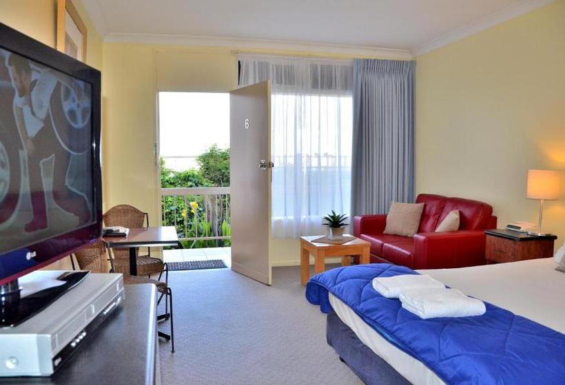 스탠다드 룸, The Sandridge Motel