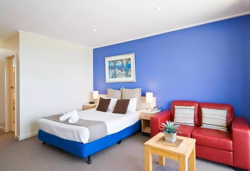 シングルデラックスルーム, The Sandridge Motel