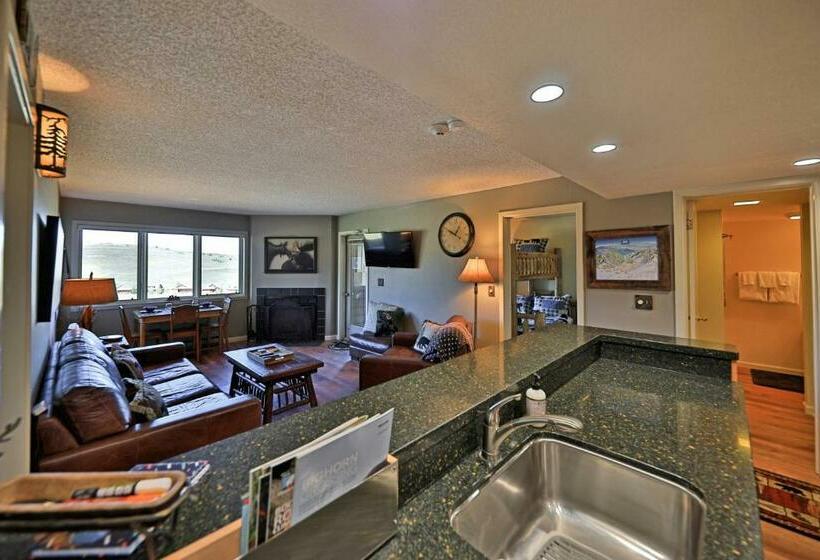 شقة غرفتين, Summit 2 105