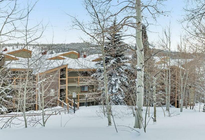 Апартаменты 2 Спальни, 2449 Ryan Gulch