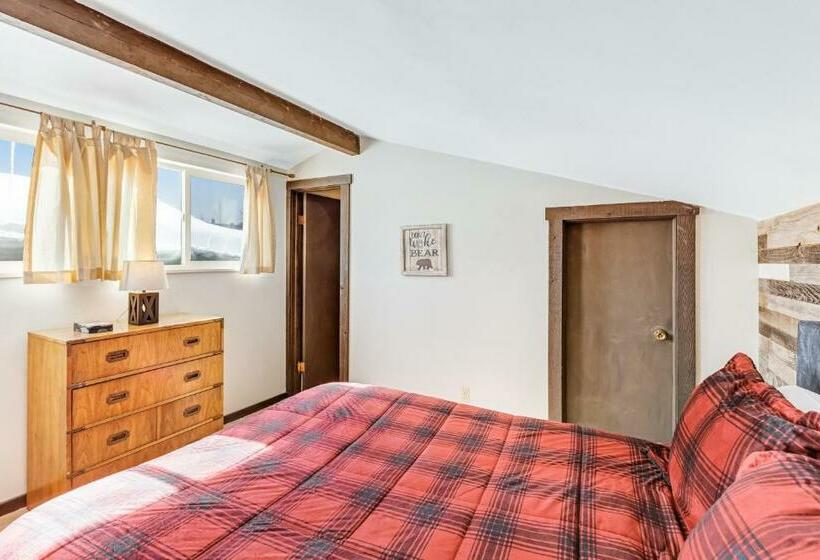 Апартаменты 2 Спальни, 2449 Ryan Gulch