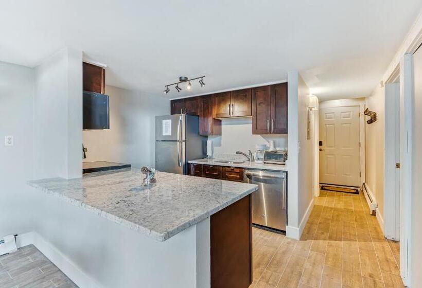 Апартаменты 2 Спальни, 2449 Ryan Gulch