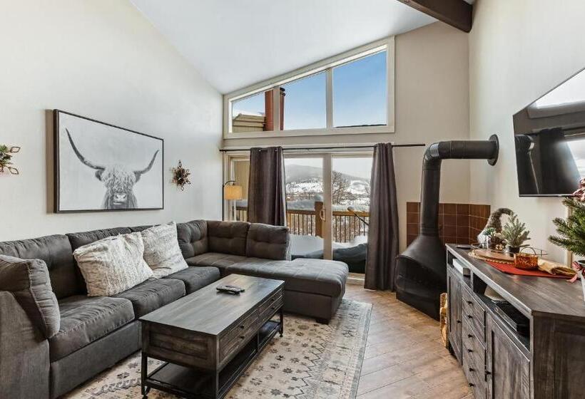 Апартаменты 2 Спальни, 2449 Ryan Gulch