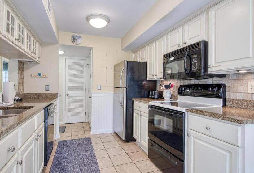 Апартаменты 2 Спальни, 4849 Turtle Cove Villa