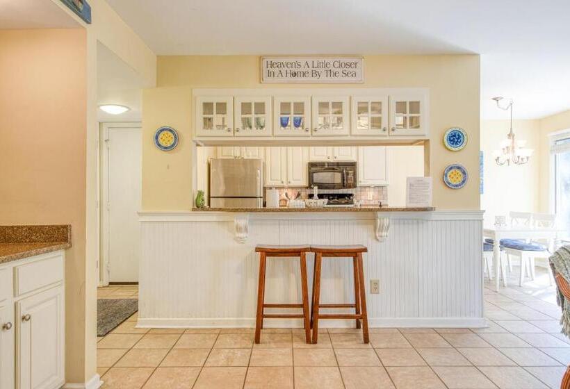 Апартаменты 2 Спальни, 4849 Turtle Cove Villa