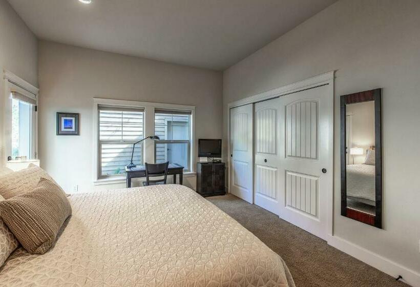 شقة غرفتين, Dover Bay  Bayside South