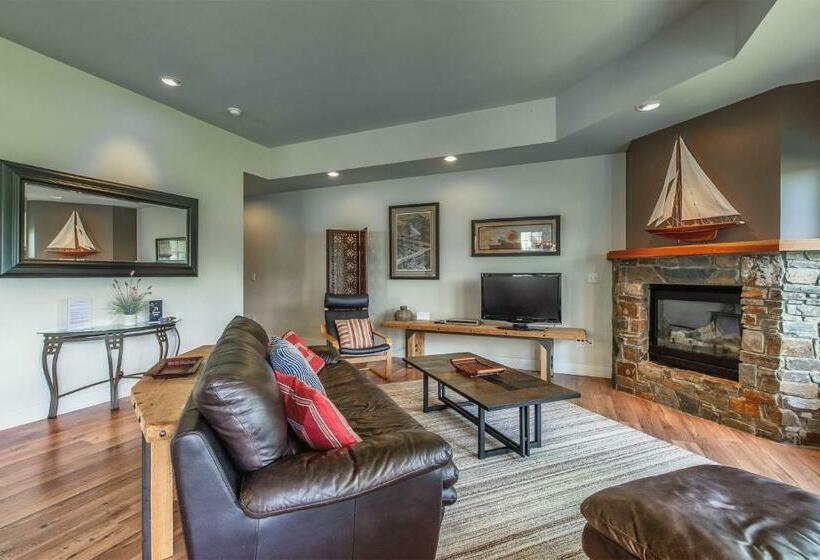 شقة غرفتين, Dover Bay  Bayside South