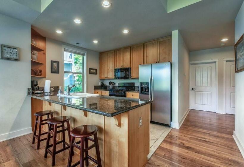 Апартаменты 2 Спальни, Dover Bay  Bayside South