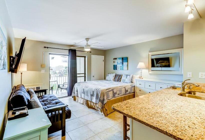 标准工作室, Sugar Beach