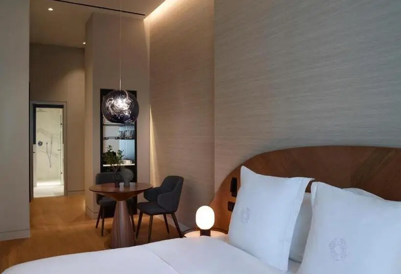 Executive-huone, Xenodocheio Milos