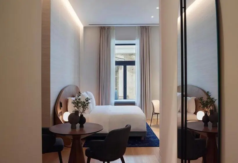 Executive-huone, Xenodocheio Milos