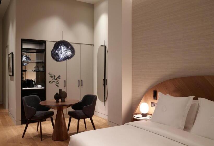 Номер Executive, Xenodocheio Milos