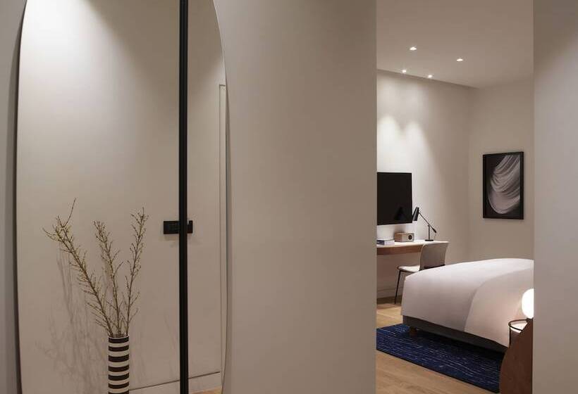 Семейный Номер Классика, Xenodocheio Milos