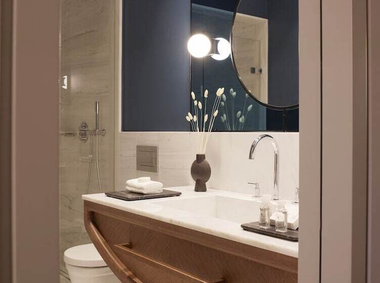 Люкс с Террасой, Xenodocheio Milos