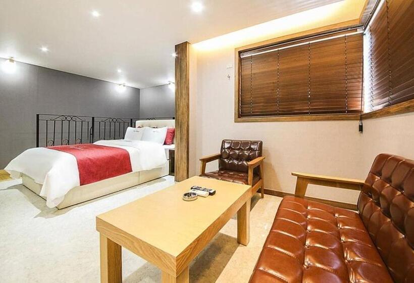 スタンダードルーム, Gimpo Drive In Hotel Laboum