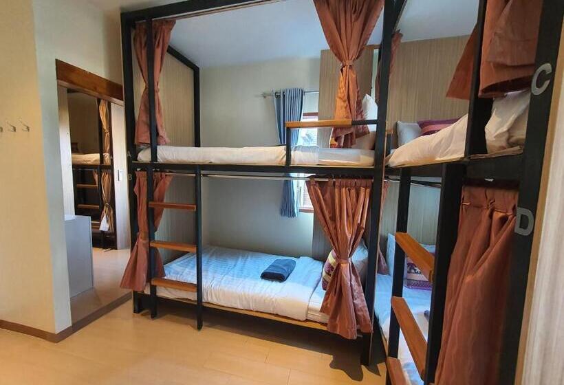 חדר משפחתי, Chada Mantra