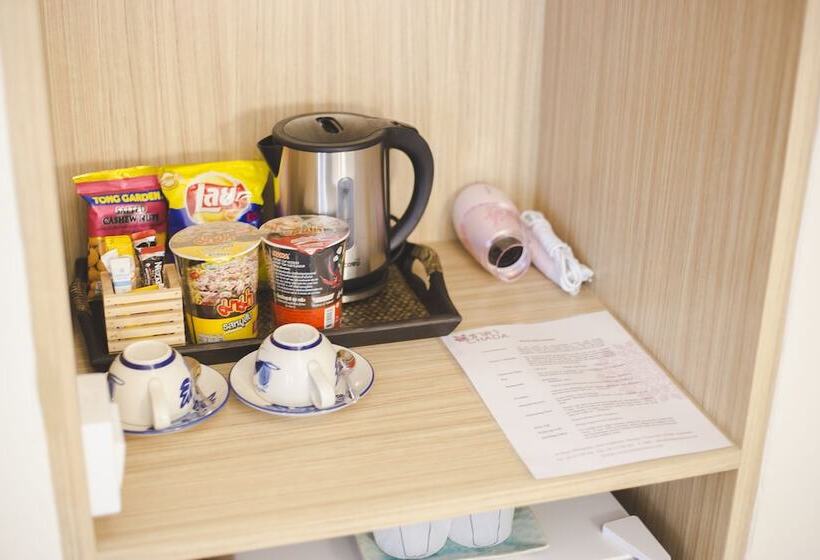 חדר סופריור, Chada Mantra