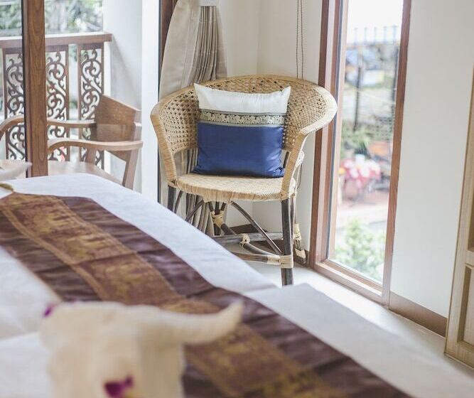 חדר סופריור, Chada Mantra