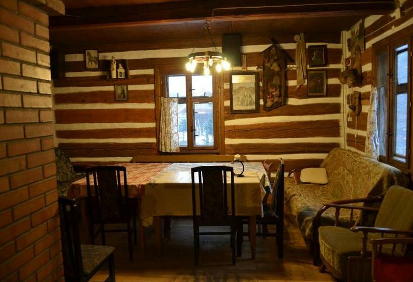 ３ベッドルームハウス, Gospodarstwo Agroturystyczne Paryja