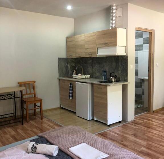 חדר דלוקס, Tarnica