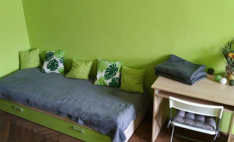 Номер Стандарт Совместная Ванная, Hostel Centrum Sabot