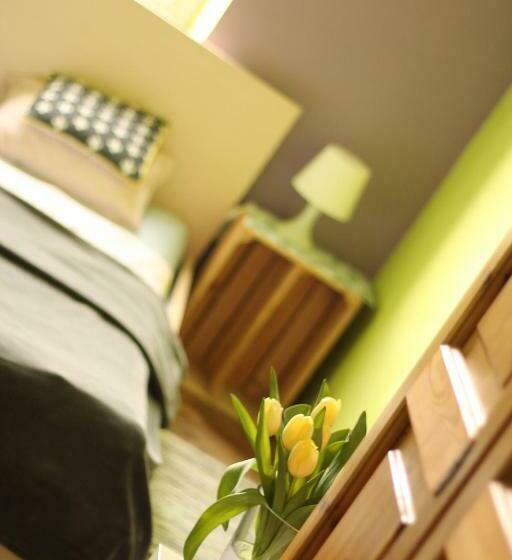 اتاق استاندارد با سرویس بهداشتی مشترک, Hostel Centrum Sabot