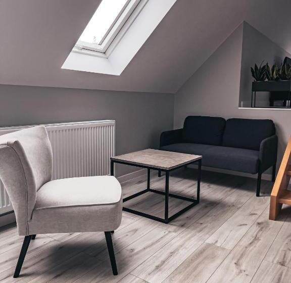 إستوديو قياسى, Agroturystyka U Maryli