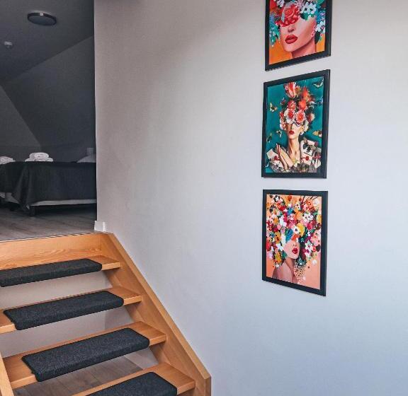 إستوديو قياسى, Agroturystyka U Maryli