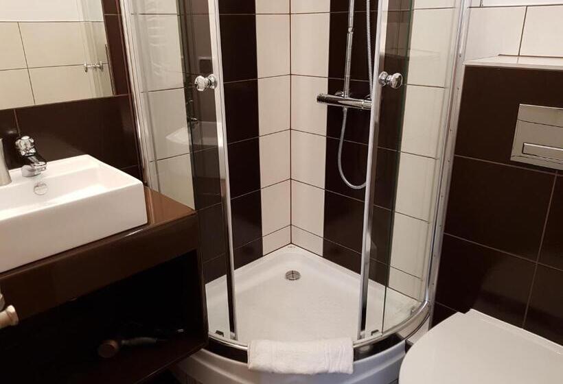 Трехместный Номер Классика, Antonówka