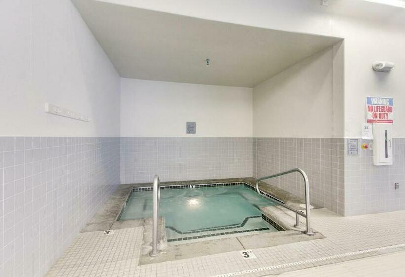 דירת שני חדרים, Aspen Village Golf Course Condo   Fairways 71