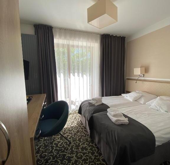 标准间带阳台, Ośrodek Warszawianka