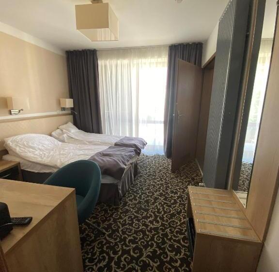 标准间带阳台, Ośrodek Warszawianka