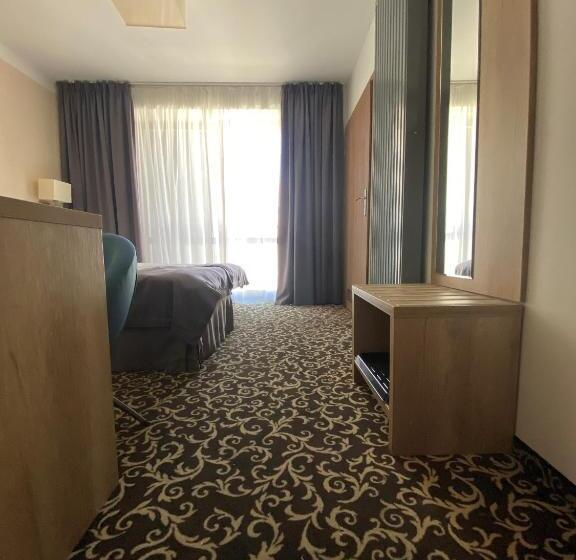 适合残疾人使用的标准间, Ośrodek Warszawianka