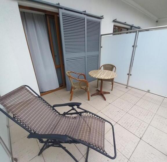 标准间带阳台, Ośrodek Warszawianka