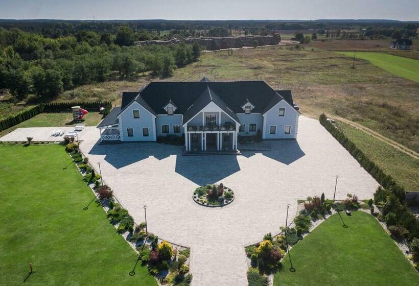 经济四人房间, Villa Con Amore