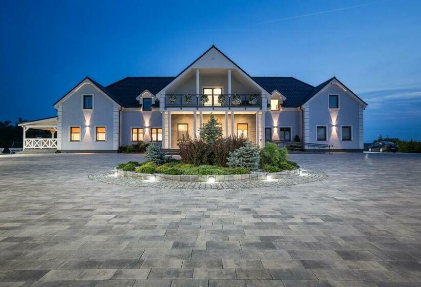 带1个卧室的带阳台的公寓, Villa Con Amore