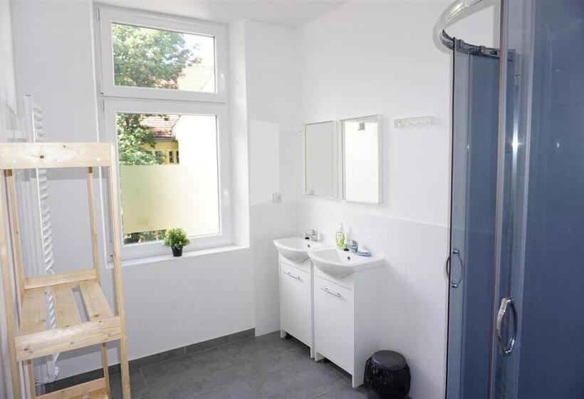 Номер Basic, Lemuria Hostel Wrocławska Centrum