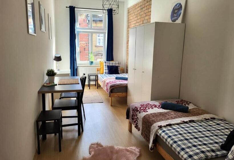ベーシックルーム, Lemuria Hostel Wrocławska Centrum