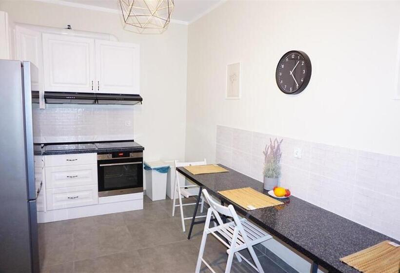 スタンダードトリプルルーム, Lemuria Hostel Wrocławska Centrum