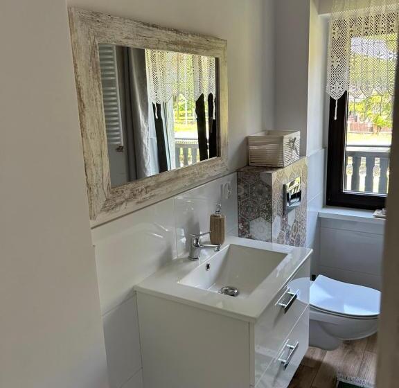 غرفة قياسية مزوَّدة بشُرفة, Jeleni Ruczaj