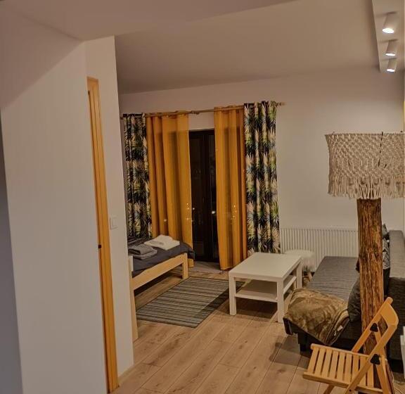 غرفة قياسية رباعية مزودة بشُرفة, Jeleni Ruczaj