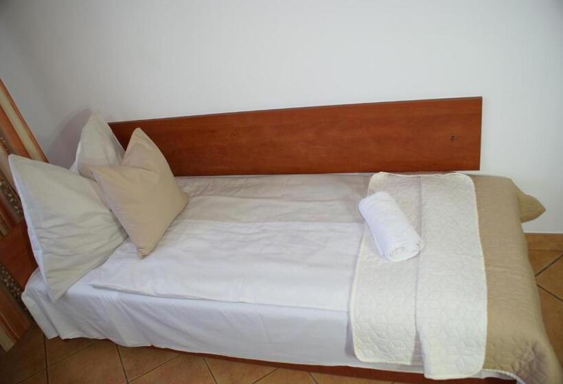 三人经典房间, Natural Mielno