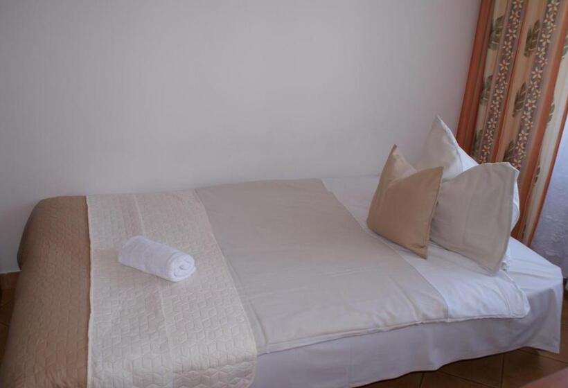 四人豪华间, Natural Mielno