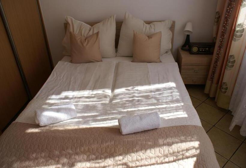 标准房带园景, Natural Mielno