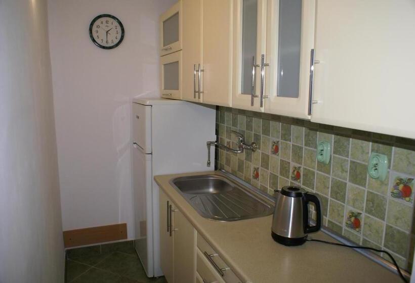 标准间, Natural Mielno