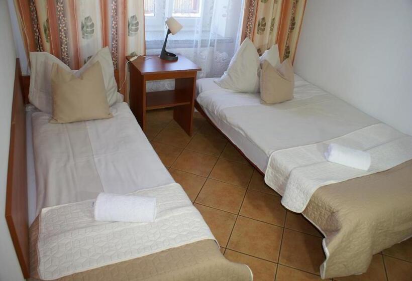 三人经典房间, Natural Mielno